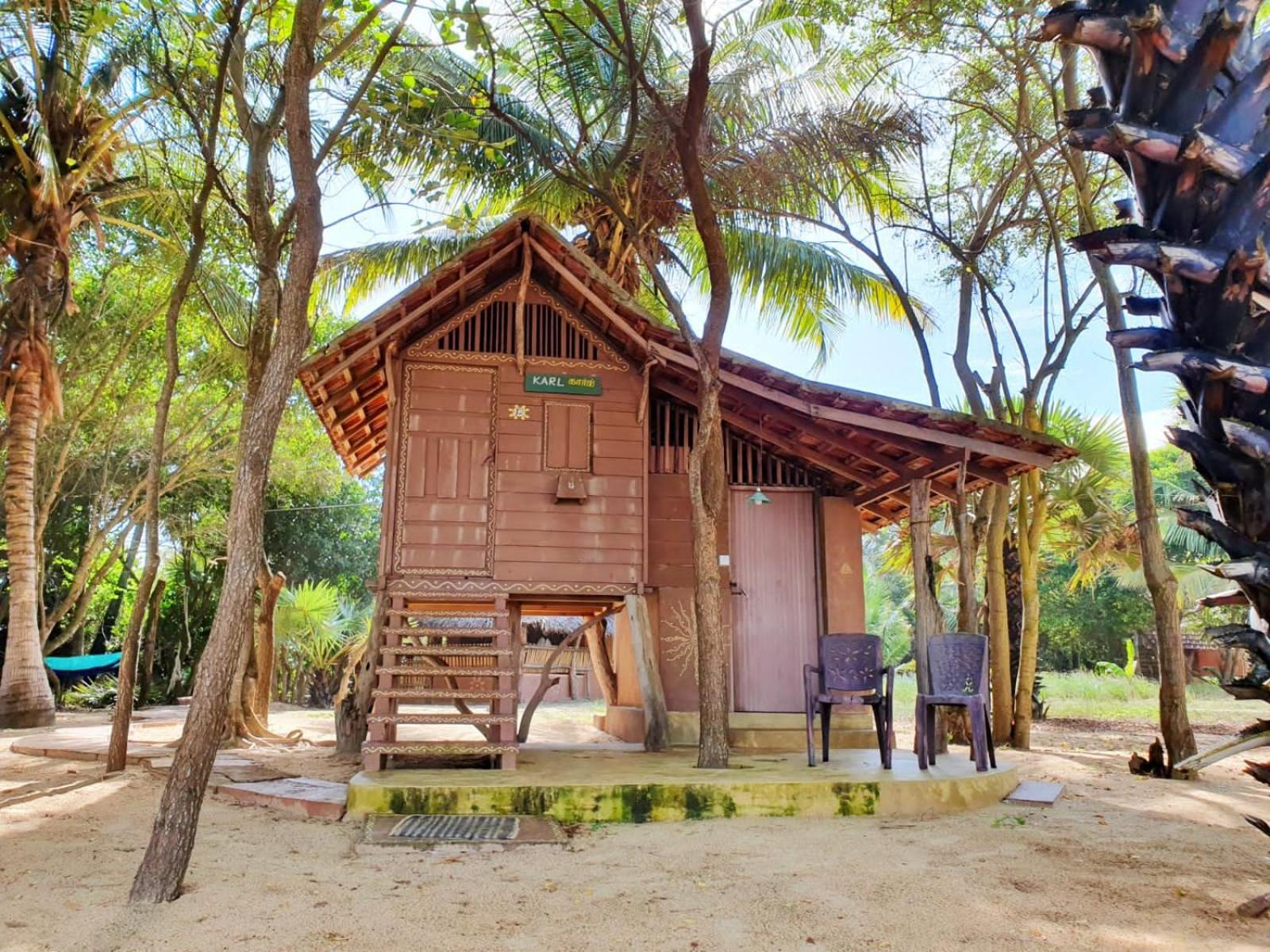 Light House Beach Hut Komari Exterior foto