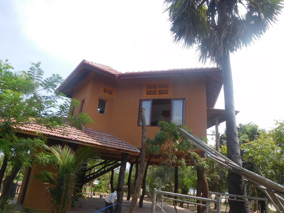 Light House Beach Hut Komari Exterior foto